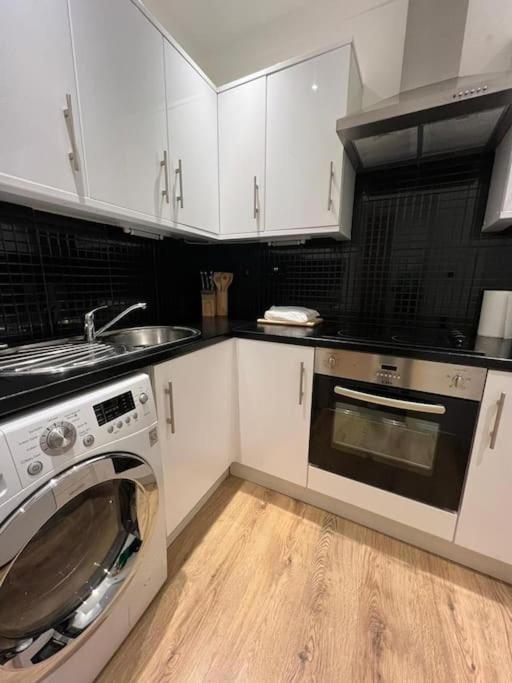Appartement Spacious 2bed/2bath Flat Next To Eye Londres